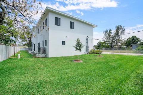 New Townhome Near Wilton/Las Olas/Beach Fort Lauderdale Luaran gambar